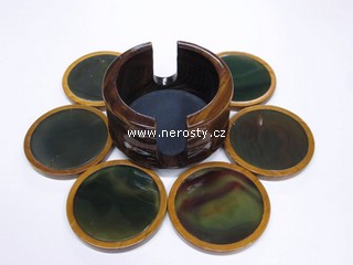 ach�t + podlo�ky pod sklenice