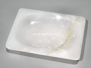 aragonit + hranat� tal��ek