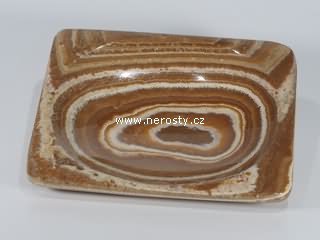 aragonit + hranat� tal��ek