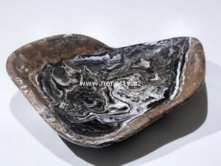 aragonit + m�sa + voln� tvar