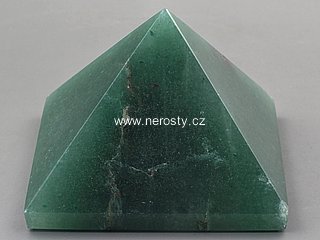 avanturn + pyramida