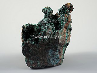 brochantit + malachit + cerusit, s�drovec