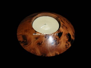 dekorativn� sv�cen - cedr