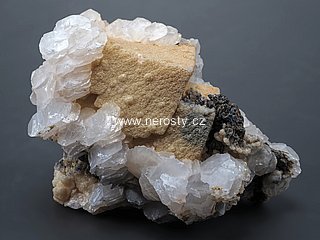 dolomit + kalcit + pyrit