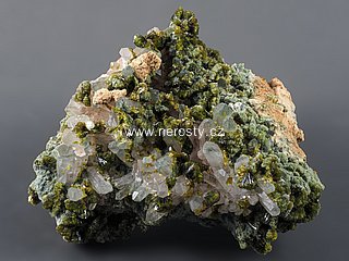 epidot + bysolit + kil