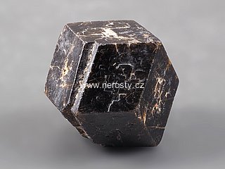 grosul�r + gran�t