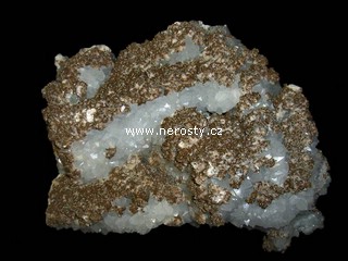 k�emen + kalcit + pyrit