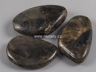 labradorit