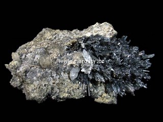 antimonit, chalkopyrit