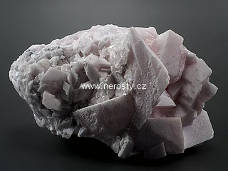 manganoan calcite