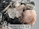 chalcedon + stilbit + apofylit