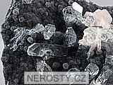 chalcedon + stilbit + apofylit
