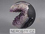 ametyst s krystaly + koule