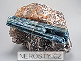 akvamarn + beryl