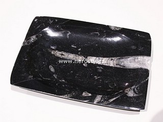 mramor s fos�liemi + hranat� tal��ek + kazov�