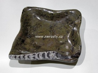 mramor s fos�liemi + m�sa voln� tvar