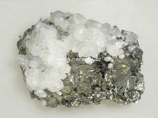 pyrit + kalcit