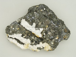 pyrit + manganokalcit