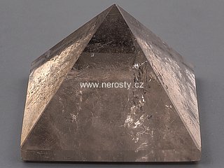 zhnda + pyramida